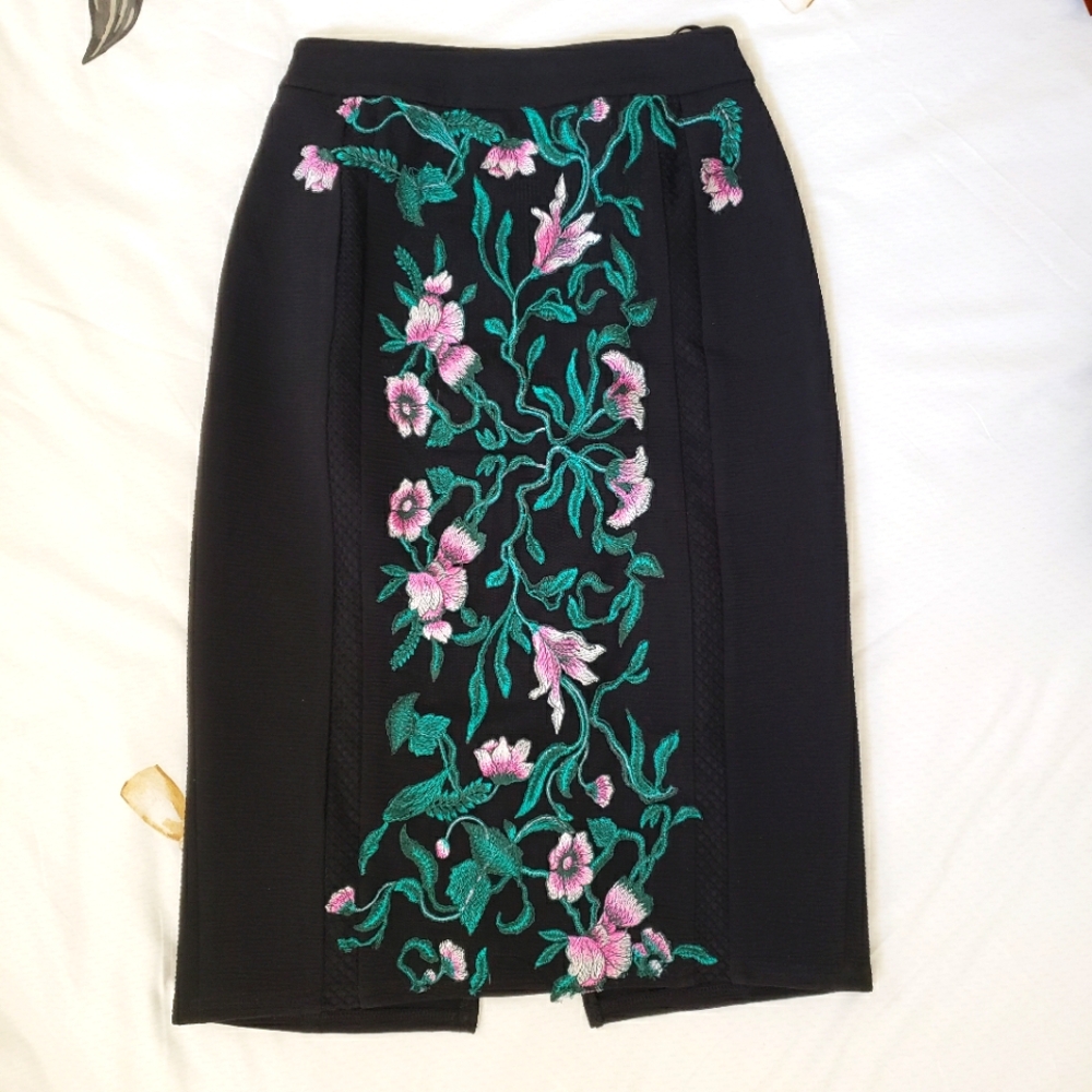Black Skirt with Floral Embroidery